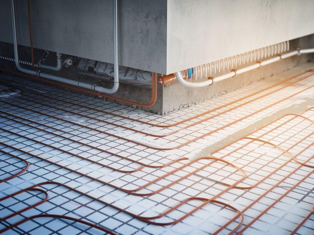 grubość wylewki nad rurami grzewczymi