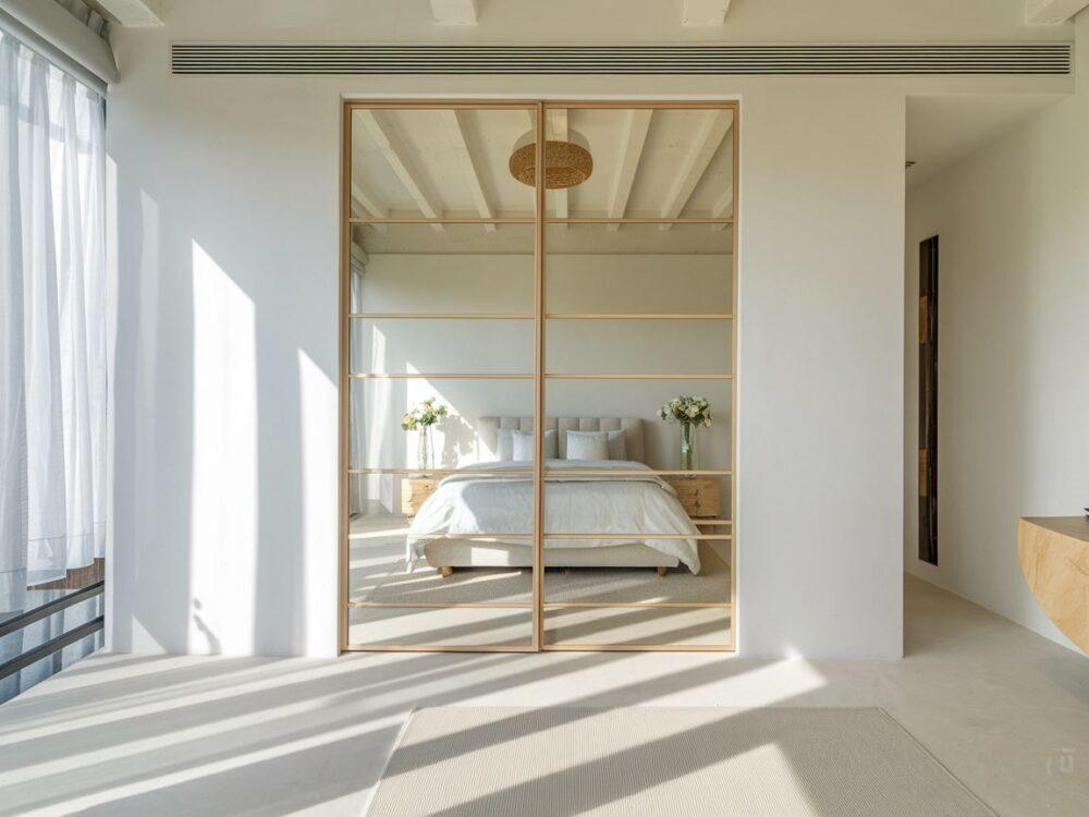 lustro na drzwiach szafy