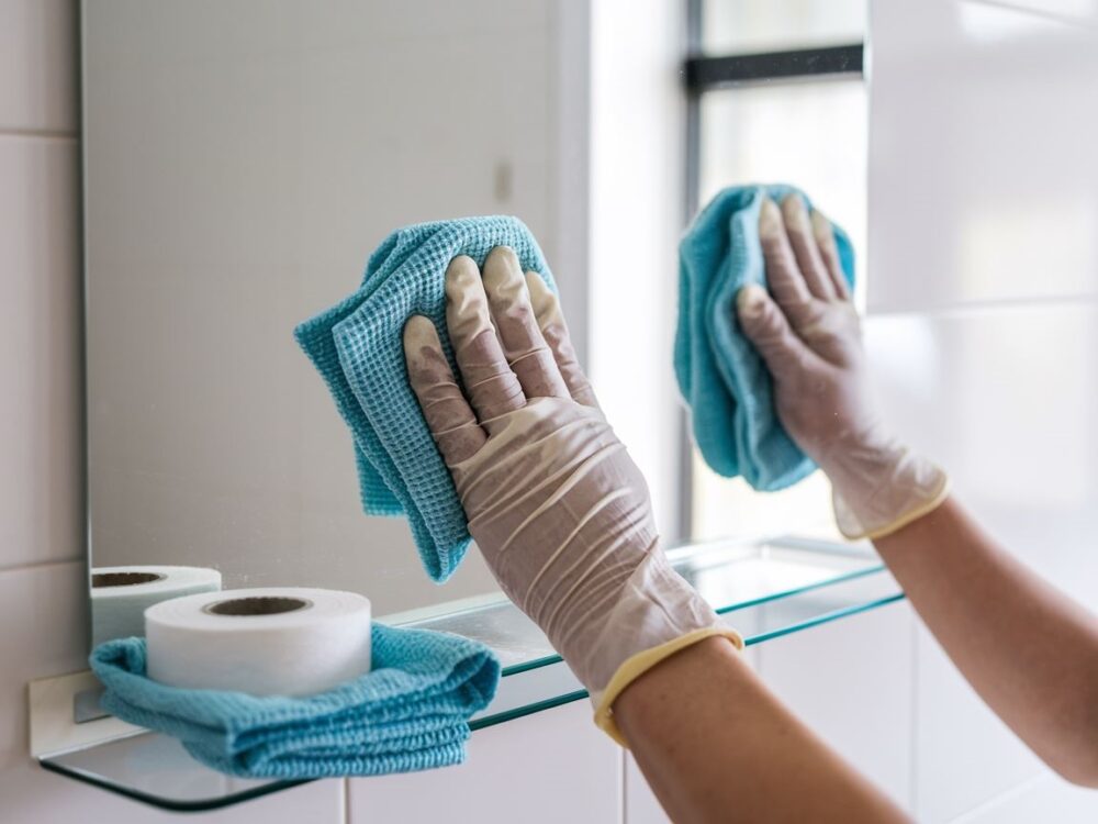 mikrofibra i płyn do szyb